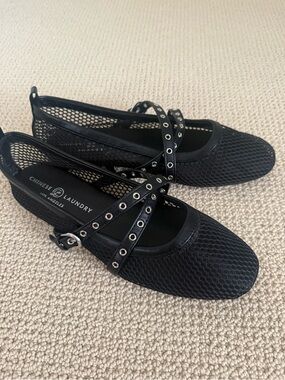 Chinese Laundry Black Mesh Crisscross Stud Flats